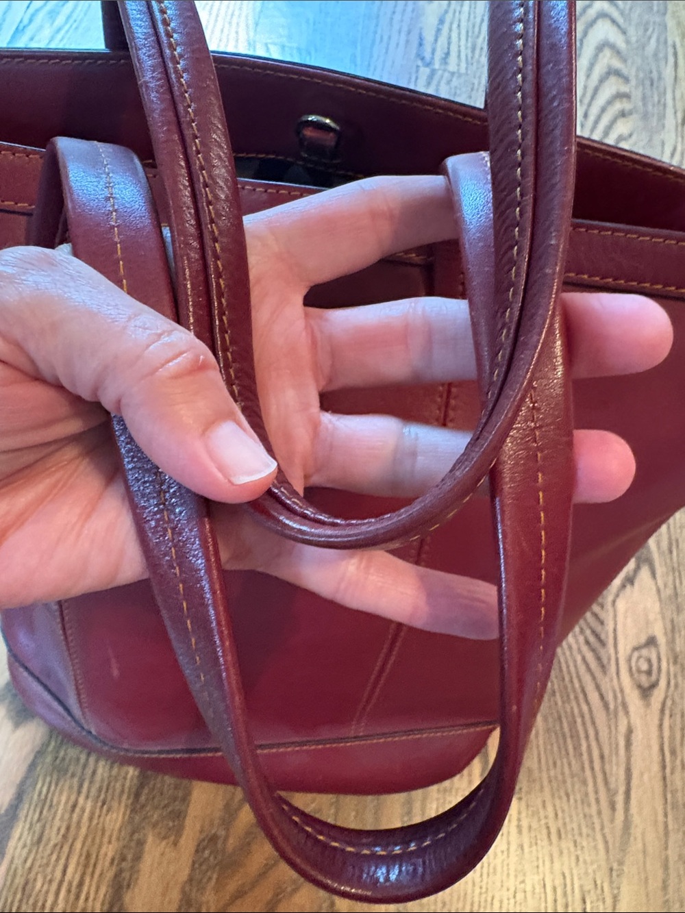 Lodis deep red leather bucket purse - Picture 13 of 14